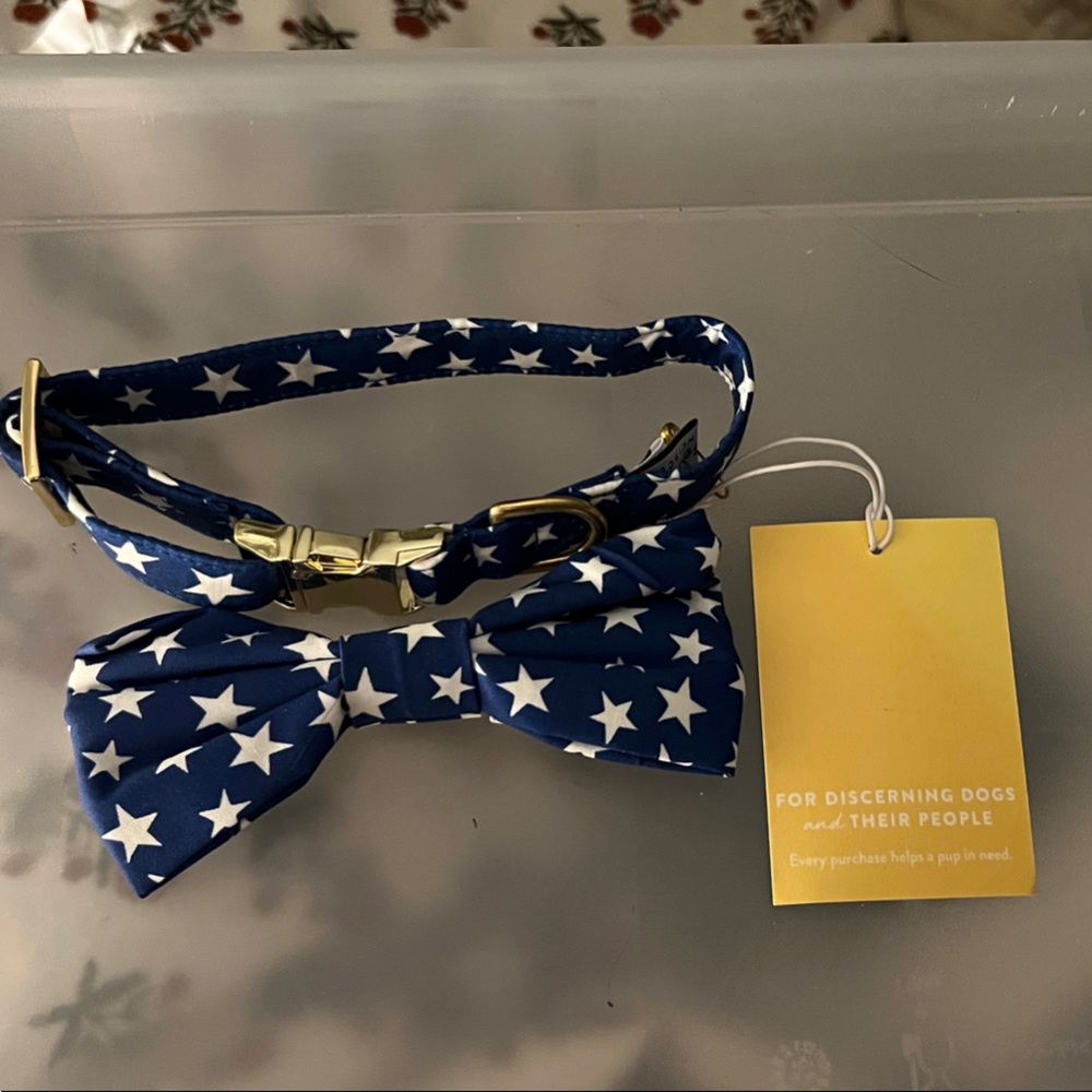 NWT The Foggy Doggy Dog Collar and Bow Tie Size XS (8-11”) Bow Is Removable